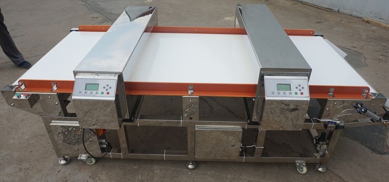How To Maintain The Performance Of Metal Detector Machine?